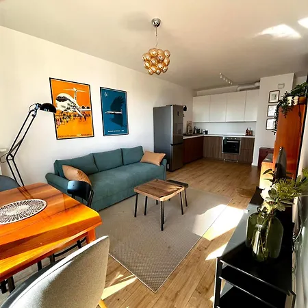 Panorama Elegance - 2km Od Plazy - Rent A 그단스크